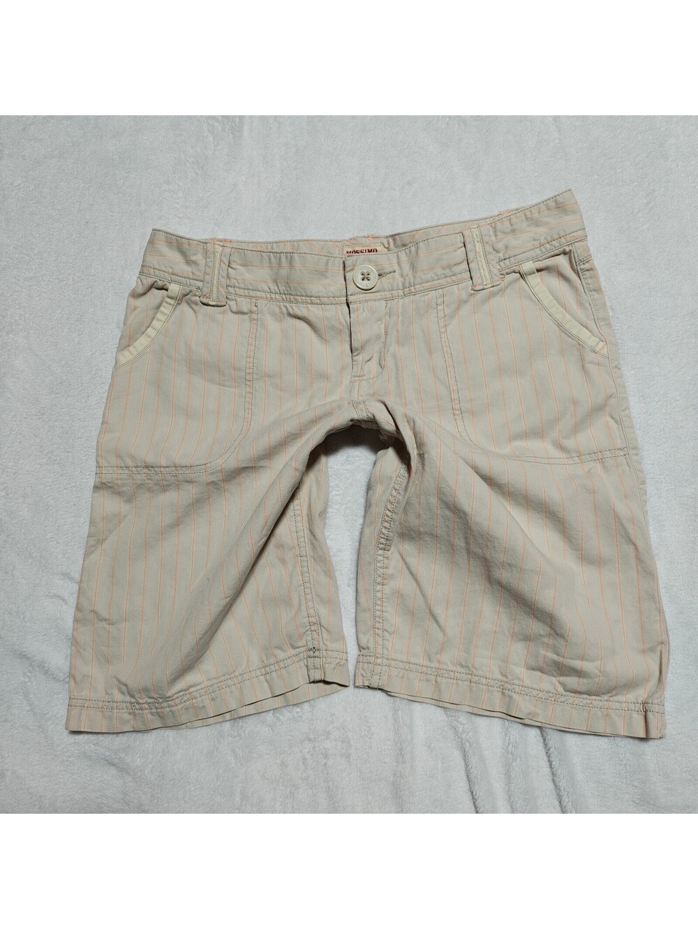 Y2K mossimo cream and peach striped midrise Bermuda shorts